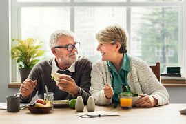 finding-the-right-assisted-independent-living-for-couples-f